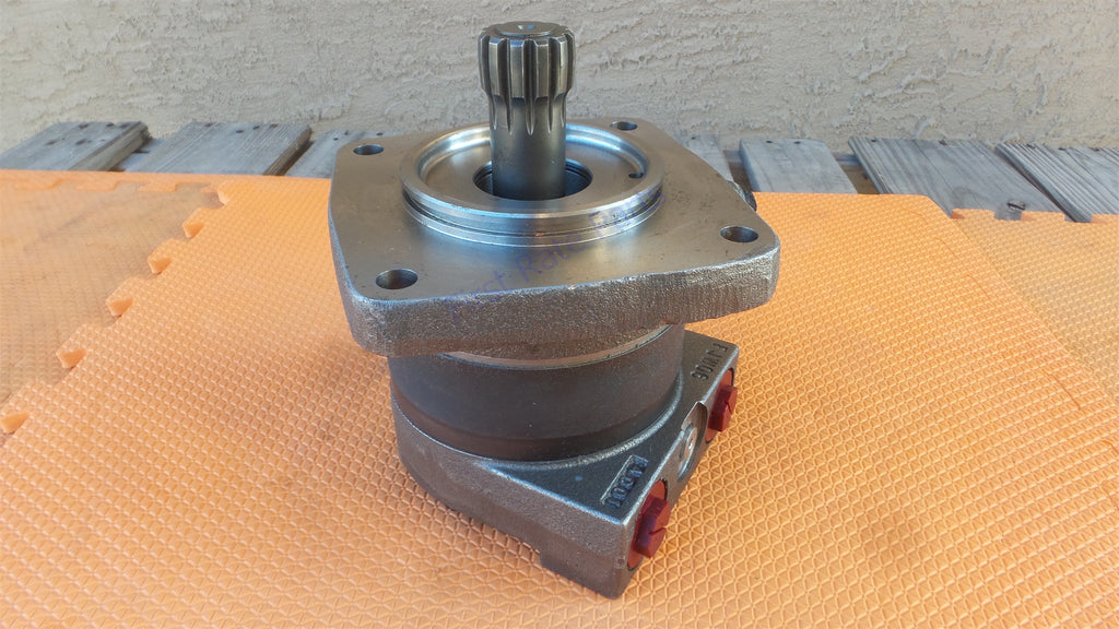 Bobcat 6681605 Drive Motor 161-0079-005 6657024 6649128 Skid Steer 743