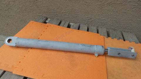 CNH G103232 Hydraulic Cylinder Case Linear 3040-01-101-3726 011013726