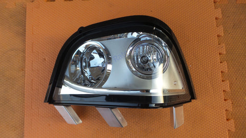 John Deere AL236386 Headlight Right Side Tractor 6105M 6105R 6110M 6M