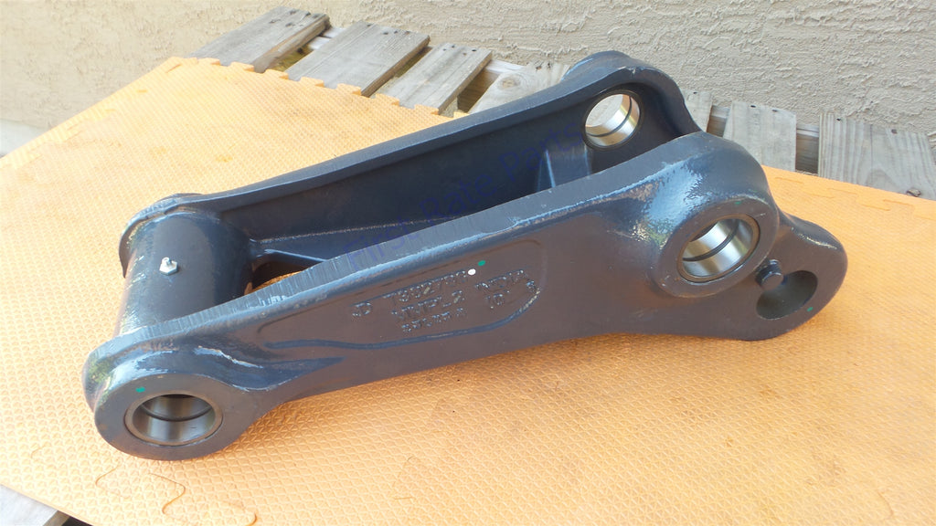 John Deere AT324622 Bucket Link AT470260 Backhoe 310G 310SG 315J OEM