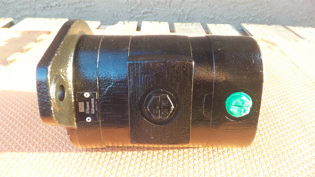 John Deere AT332043 Hydraulic Pump Skid Steer 325 328 Danfoss Genuine