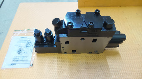 John Deere AT530960 Hydraulic Control Valve Track Section AT515962