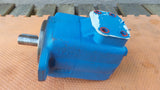 Vickers 02-137113-1 Vane Pump 25V17A-1A22R Danfoss 25V17A 1A22R Eaton